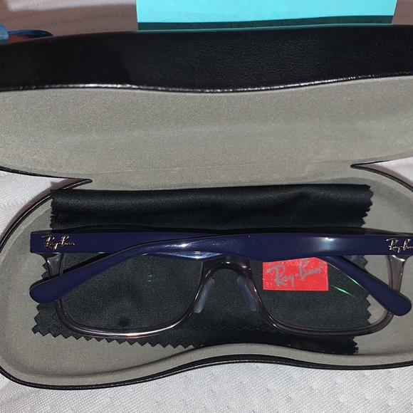 Ray-Ban Men’s Tranparent Grey Blue (5228) - Picture 7 of 10